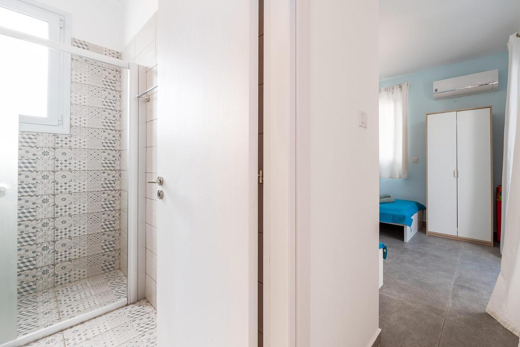 Blue Diamond Beach Villas Paphos Exterior foto