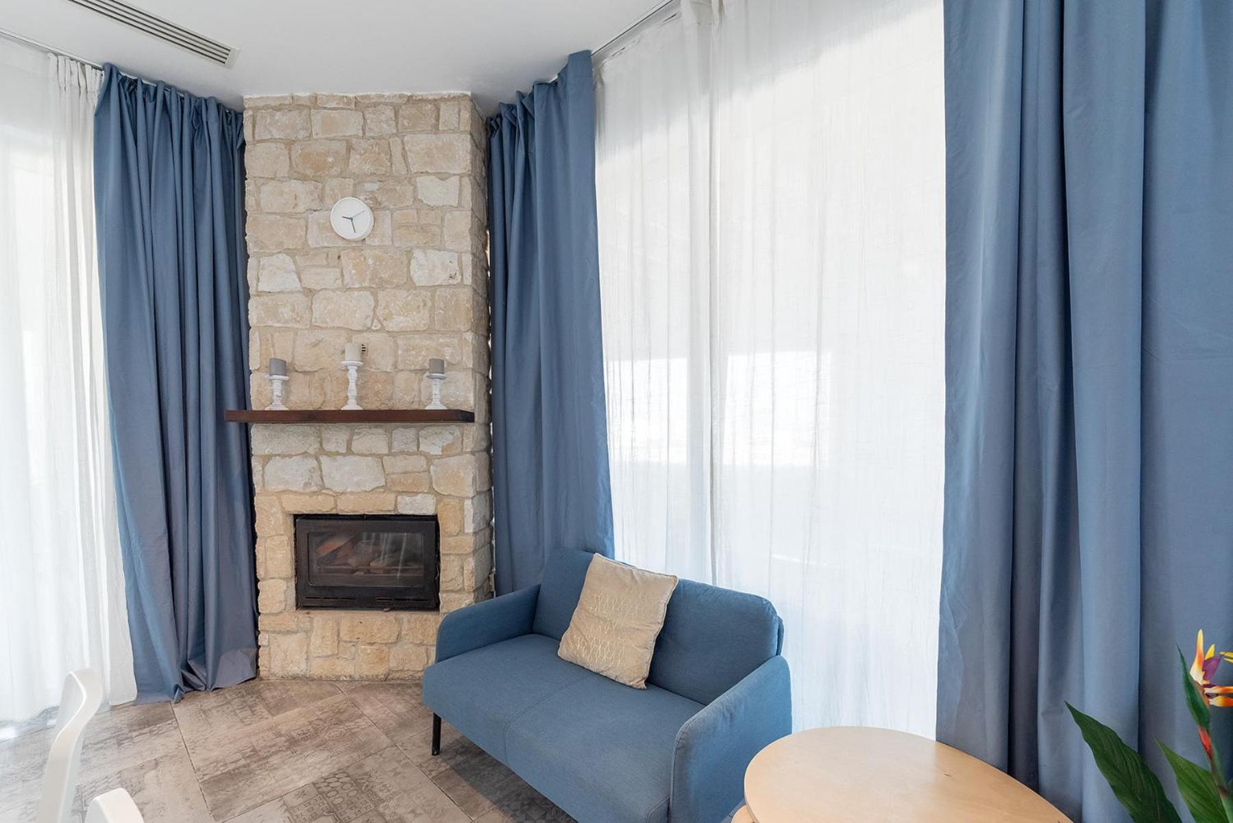 Blue Diamond Beach Villas Paphos Exterior foto